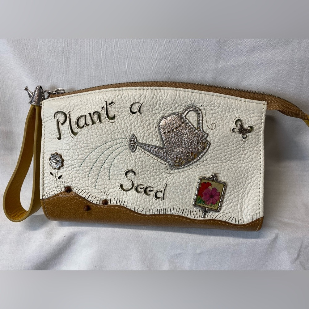 BRIGHTON WRISTLET BAG PLANT A SEED WATCH IT GROW WHITE TAN EMBELLISHED LEATHER - Picture 2 of 10